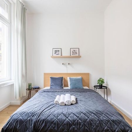 Central Grand Apartment With 5Bedrm 2Bathroom Budapest Extérieur photo