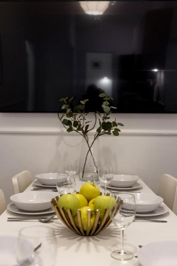 Central Grand Apartment With 5Bedrm 2Bathroom Budapest Extérieur photo